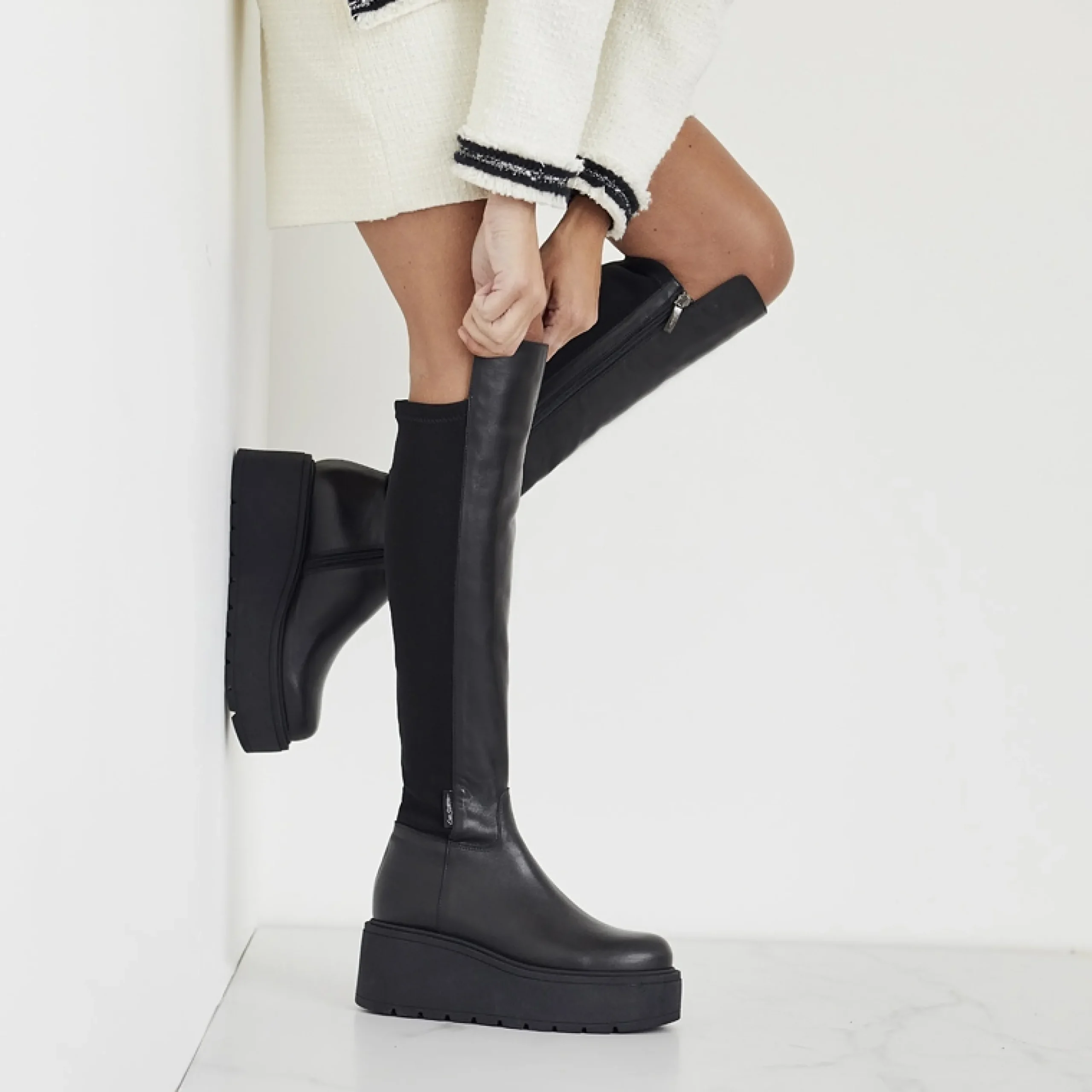 East Black Flatform Leather Knee High Boots