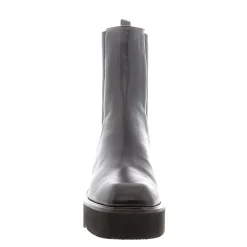 Powder Black Leather Wavesole Chelsea Boots